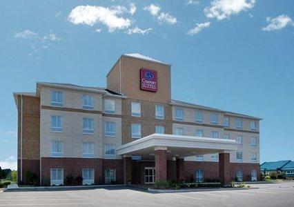 Отель Comfort Suites Southport