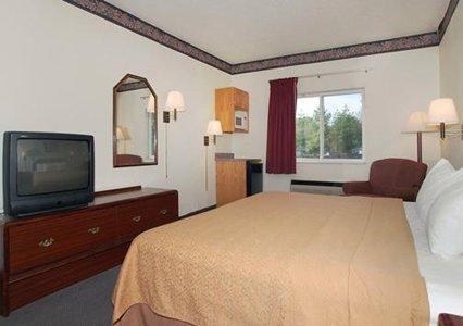 Отель Quality Inn & Suites Indianapolis