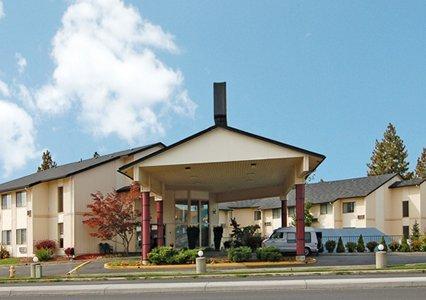 Отель Comfort Inn North Spokane