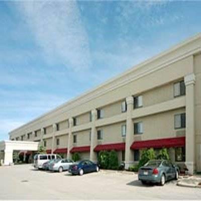 Отель La Quinta Inn Cincinnati North
