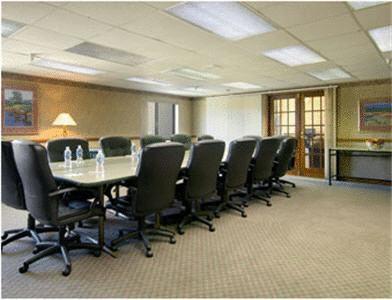 Отель Baymont Inn and Suites Springfield