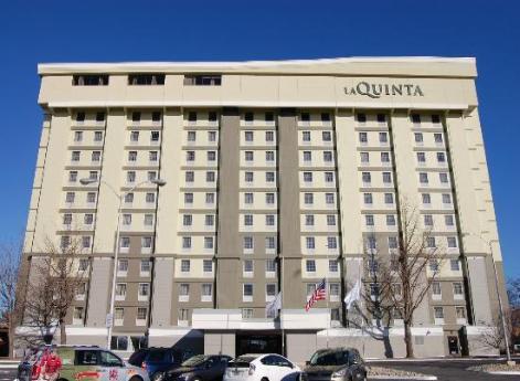 Отель La Quinta Inn and Suites Springfield