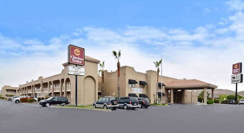 Отель Clarion Suites Saint George