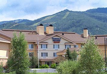 Отель Fairfield Inn & Suites Steamboat Springs