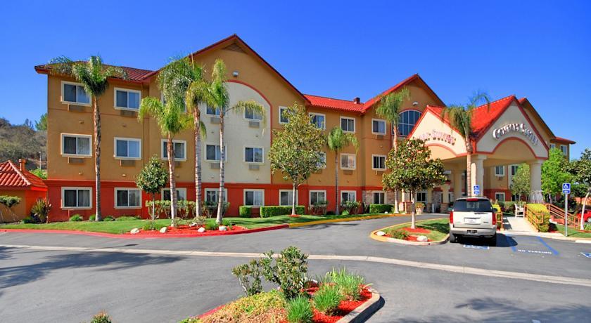 Отель Comfort Suites Stevenson Ranch