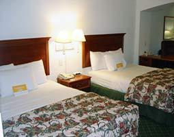 Отель La Quinta Inn & Suites Atlanta Stockbridge