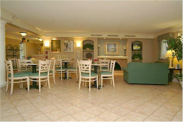 Отель La Quinta Inn Stockton
