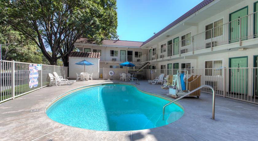 Отель Motel 6 Stockton North