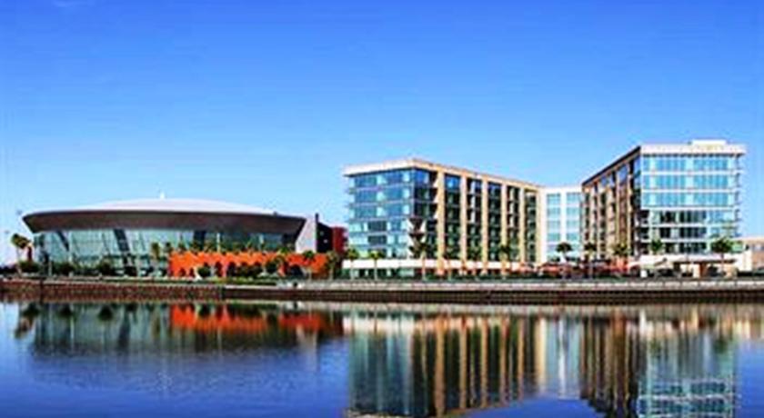 Отель University Plaza Waterfront Hotel