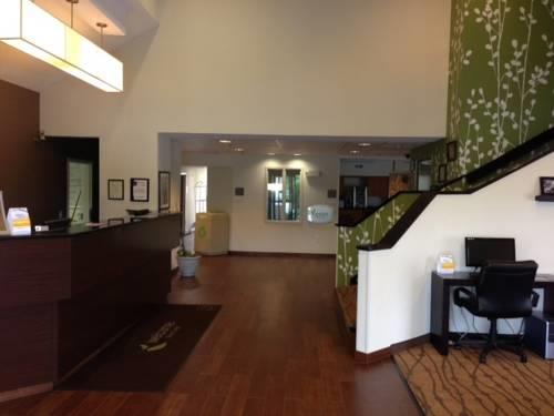 Отель Sleep Inn & Suites Stony Creek