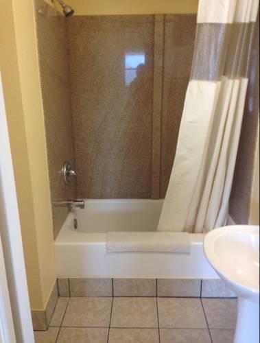 Отель Budget Inn - Strasburg