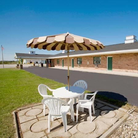Отель American Inn Sturgis
