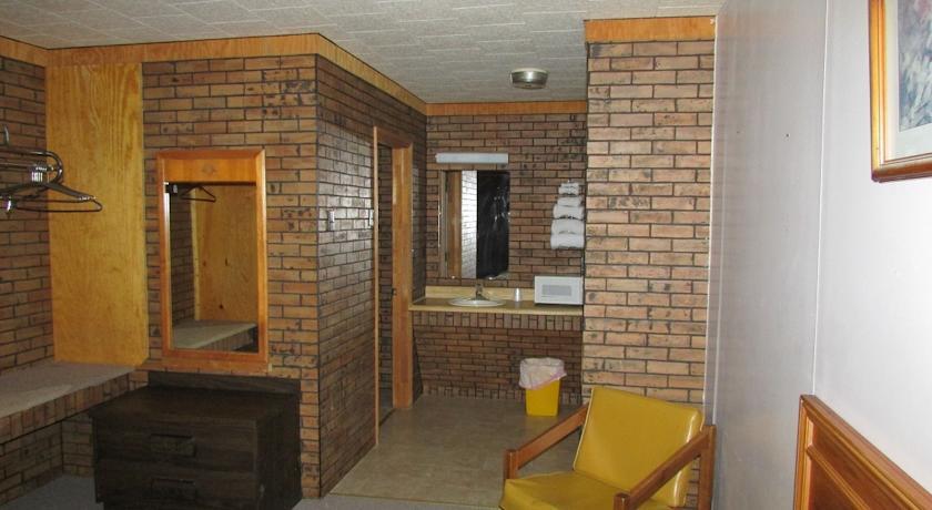 Отель Summers Inn Summersville