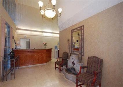 Отель Quality Inn Civic Center