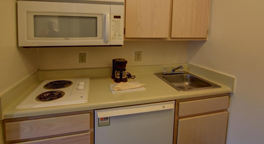 Отель Sun Suites of Suwanee