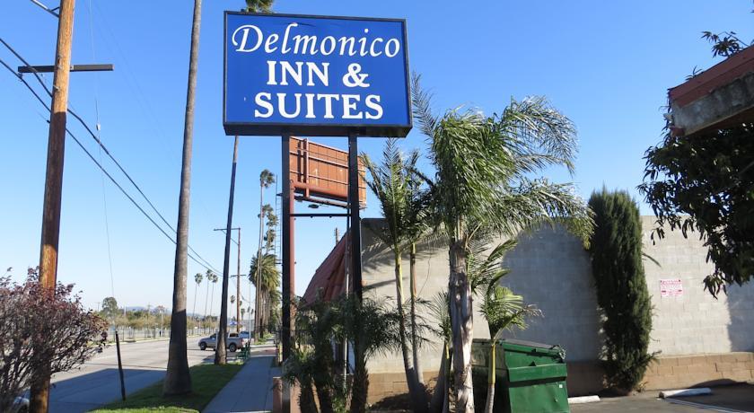 Отель Delmonico Motel