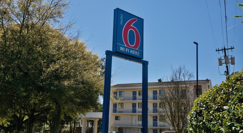 Отель Motel 6 Tallahassee West