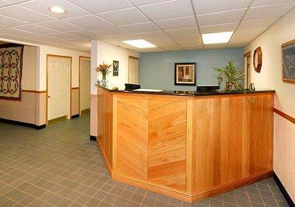 Отель Econo Lodge Tomah
