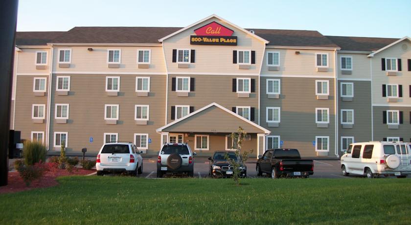 Апартаменты Howard Johnson Saint Robert