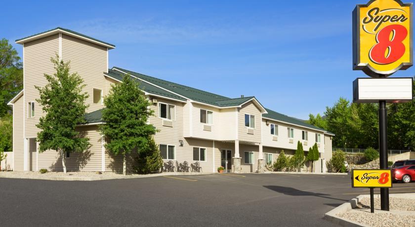 Отель Salmon River Motel