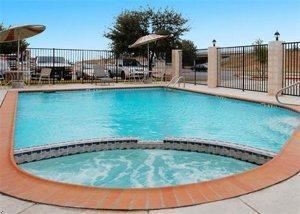 Отель Comfort Suites San Marcos