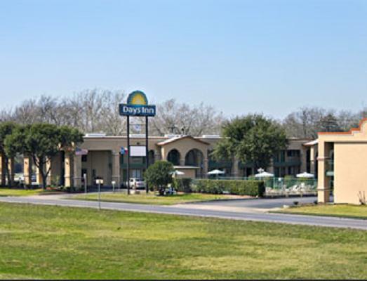 Отель Days Inn San Marcos