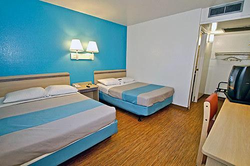 Отель Motel 6 Richmond Airport