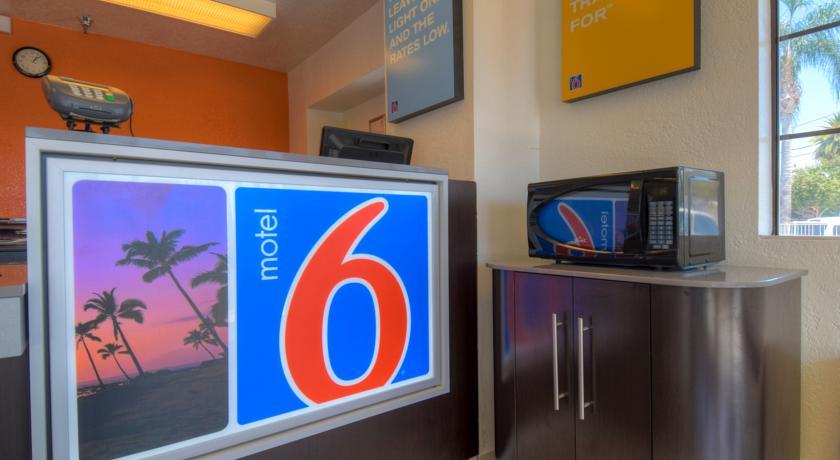 Отель Motel 6 Santa Ana
