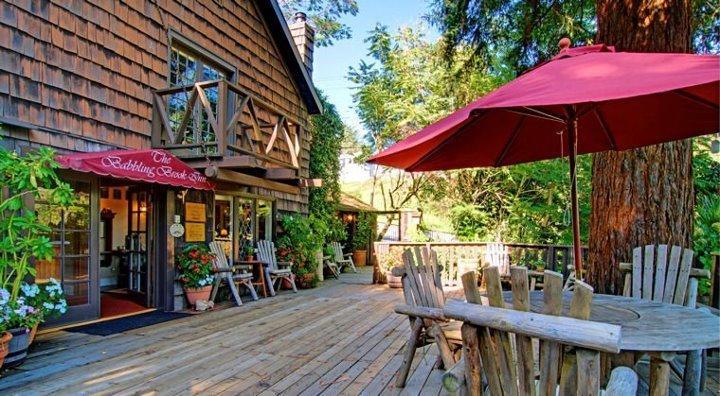 Отель The Babbling Brook Inn