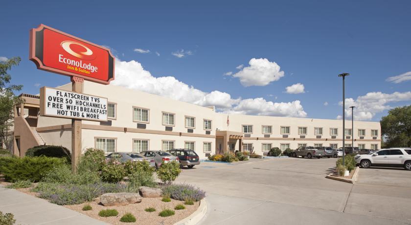 Отель Econo Lodge Inn & Suites Santa Fe