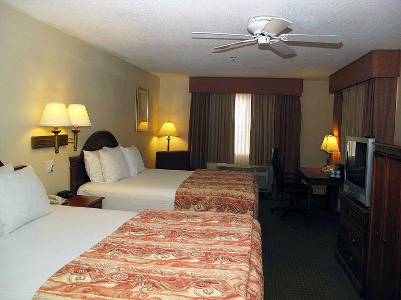 Отель La Quinta Inn Santa Rosa