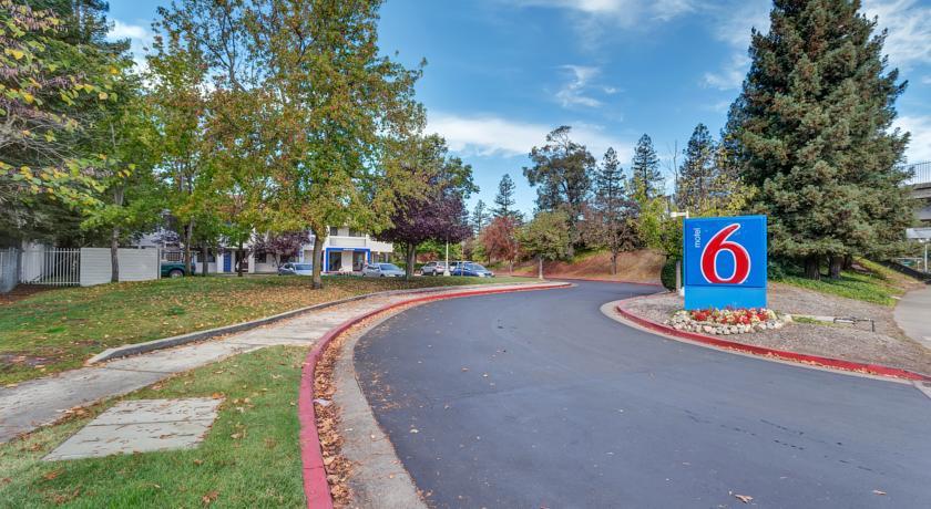 Отель Motel 6 Santa Rosa North