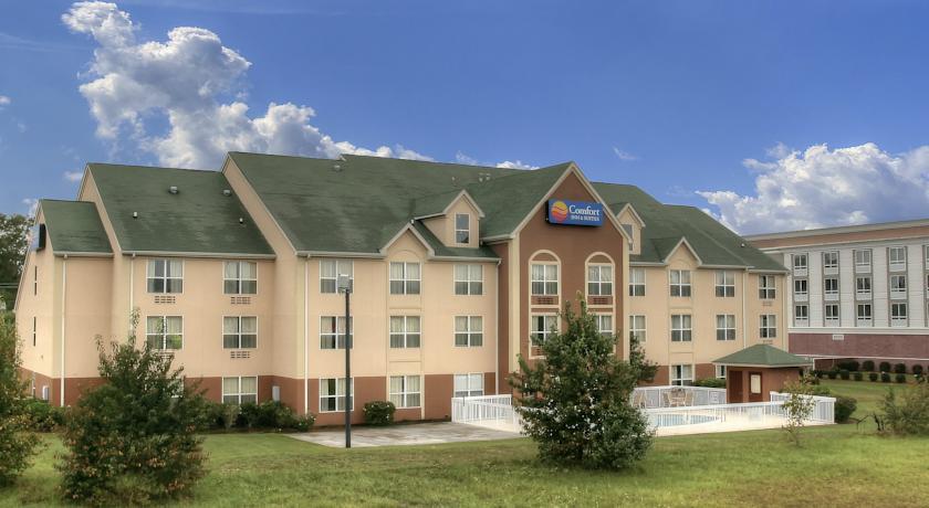 Отель Comfort Inn & Suites Santee