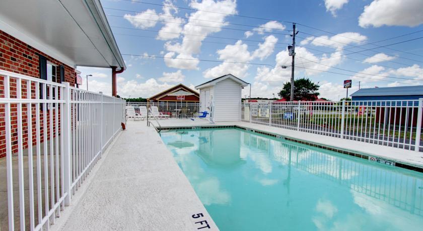 Отель Econo Lodge Santee