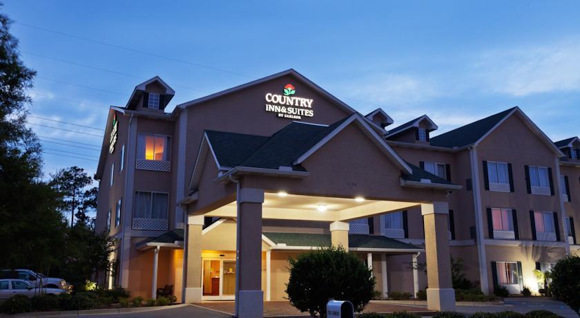 Отель Country Inn & Suites Saraland