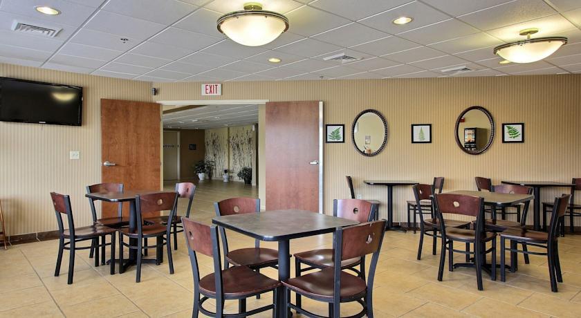 Отель Sleep Inn & Suites Chambersburg