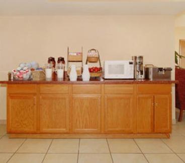 Отель America's Best Value Inn Sealy