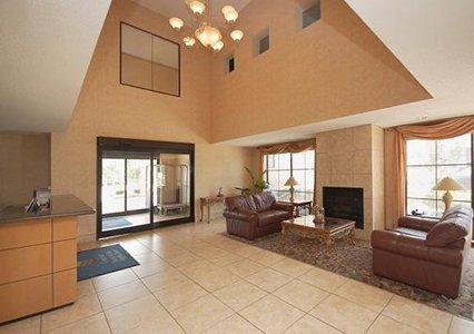 Отель Comfort Inn & Suites Seguin