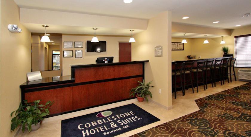 Отель Cobblestone Hotel & Suites - Seward