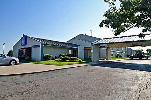 Отель Motel 6 Shawnee