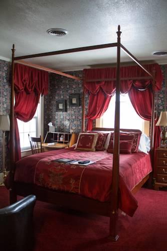 Мини-отель Chestnut Street Inn