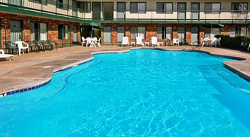Отель Days Inn Show Low