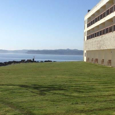 Отель Best Western Plus Silverdale Beach Hotel