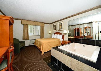 Отель Quality Inn Pittsfield