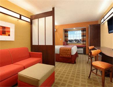 Отель Microtel Inn & Suites by Wyndham Princeton