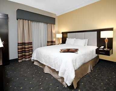Отель Hampton Inn & Suites - Raleigh Downtown