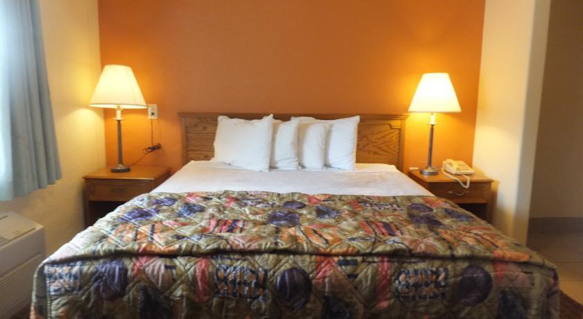 Отель Economy Inn Redding