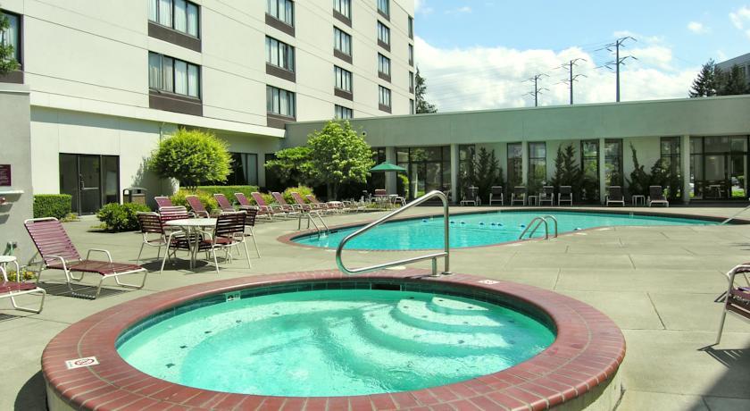 Отель Holiday Inn Seattle-Renton