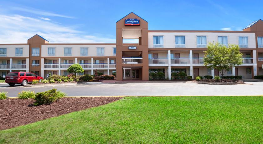 Отель Howard Johnson Metro Airport