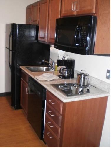 Отель Candlewood Suites Roswell